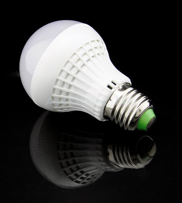 unknown New AC 85V-265V E27 Led Lamp Bulb 5W Super Bright Warm White