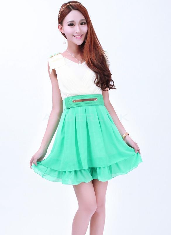 New Hot Style V-neck Sleeveless Princess Flouncing Party Casual Dress with Belt