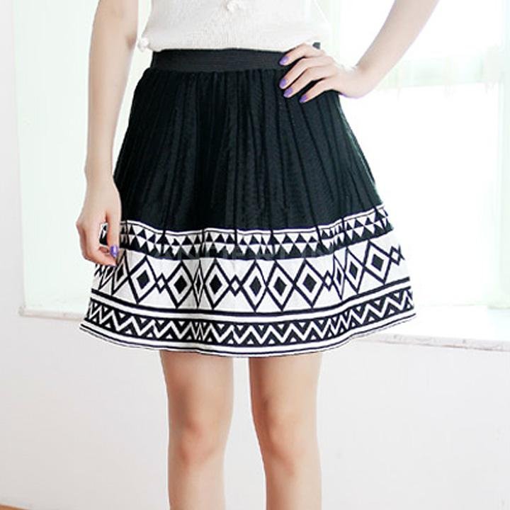 unknown Women Spring Ladies Skirt Pleated Skirt Black White Diamond Geometric Jacquard Skirts